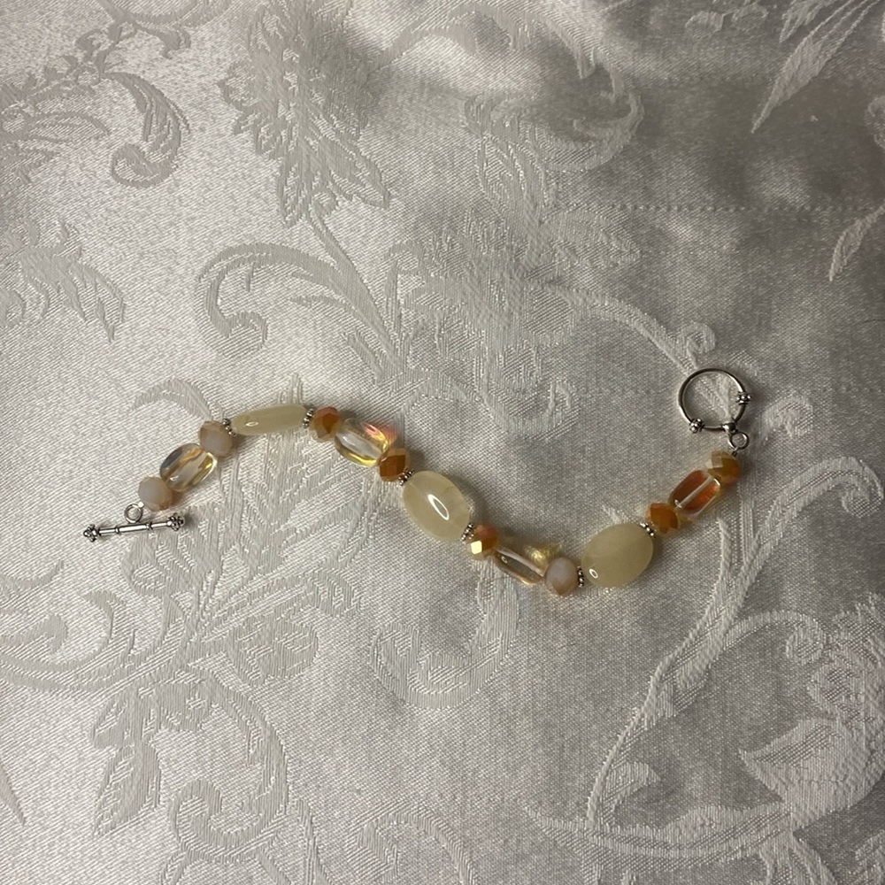 Handcrafted Citrine, Glass, and Crystal Bracelet Sz 8 - Picture 3 of 4